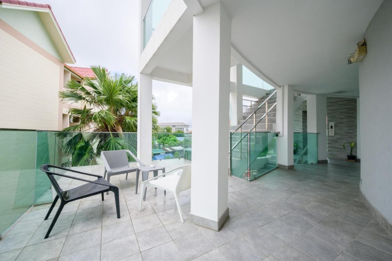 Cozy Resort Pattaya Exterior foto