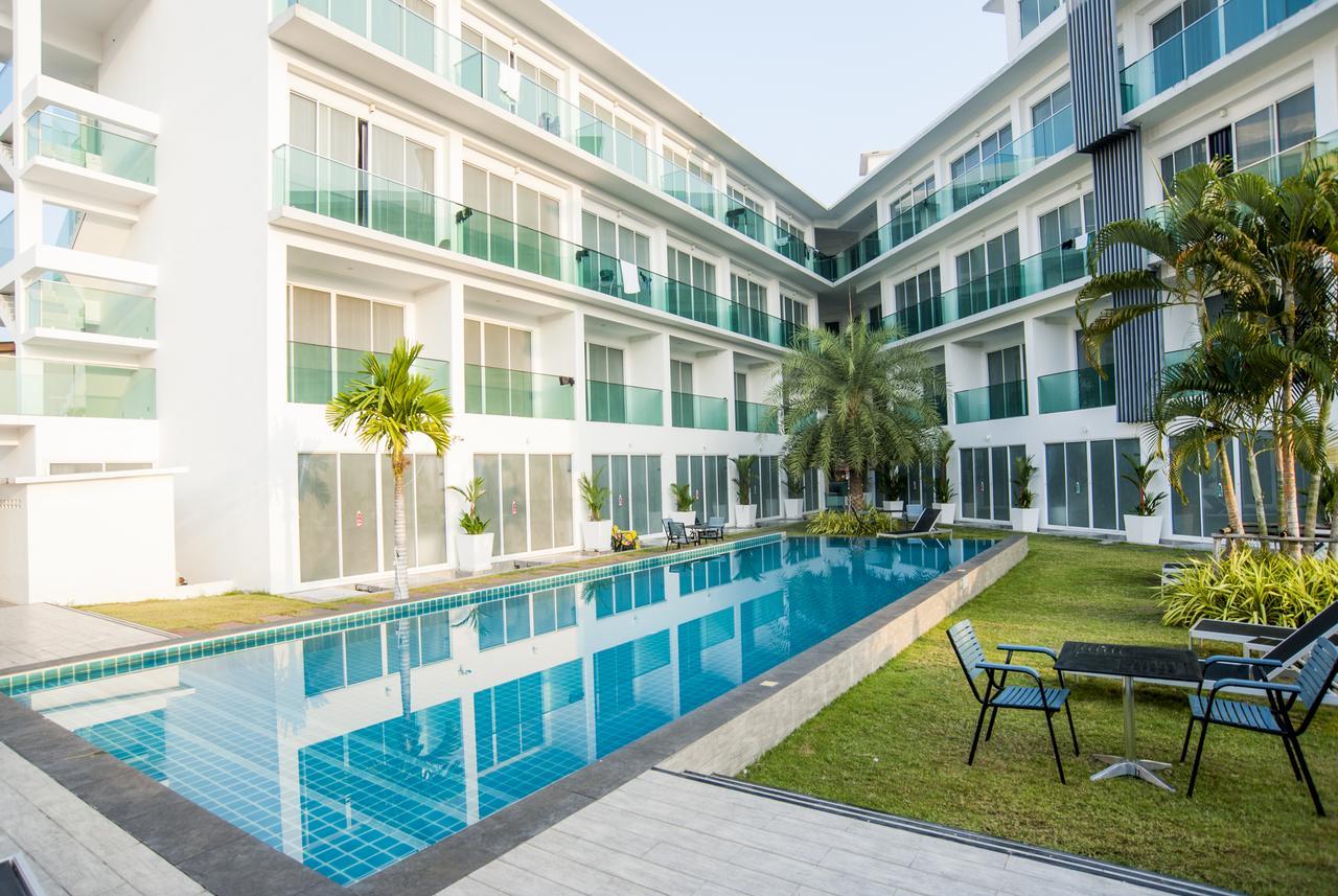 Cozy Resort Pattaya Exterior foto